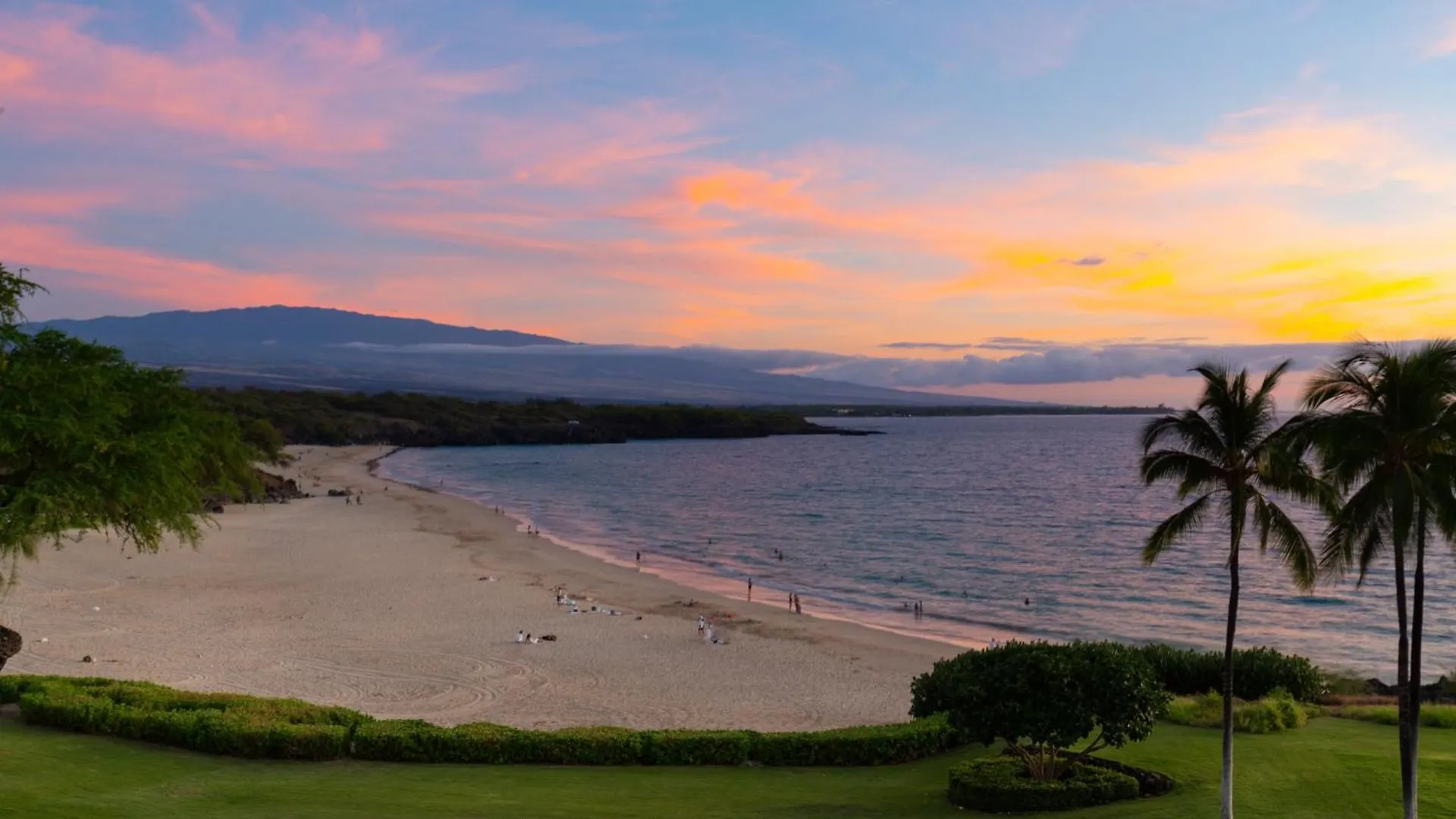 Mauna Kea Sunrise Distinguished 4Br Kamilo Home With Private Beach Pass Waikoloa Holiday home