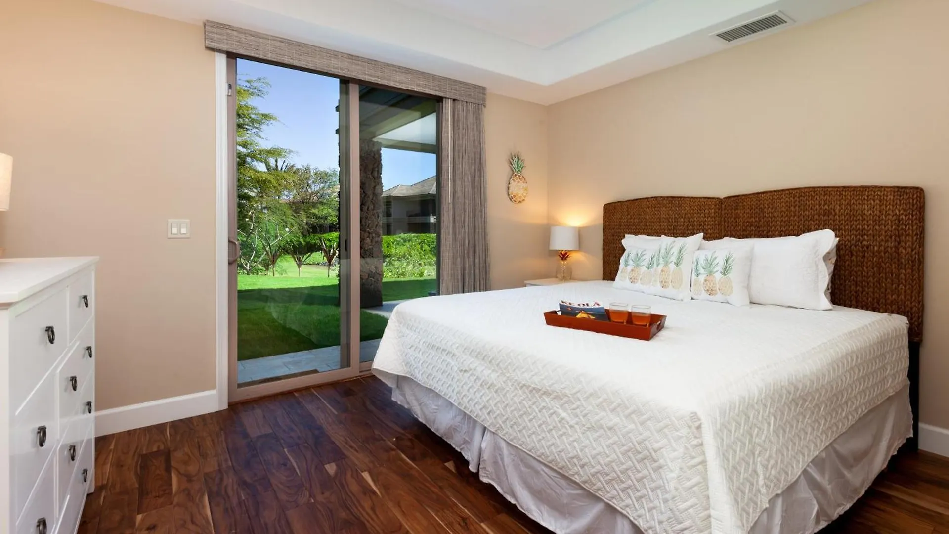 Mauna Kea Sunrise Distinguished 4Br Kamilo Home With Private Beach Pass Waikoloa Holiday home